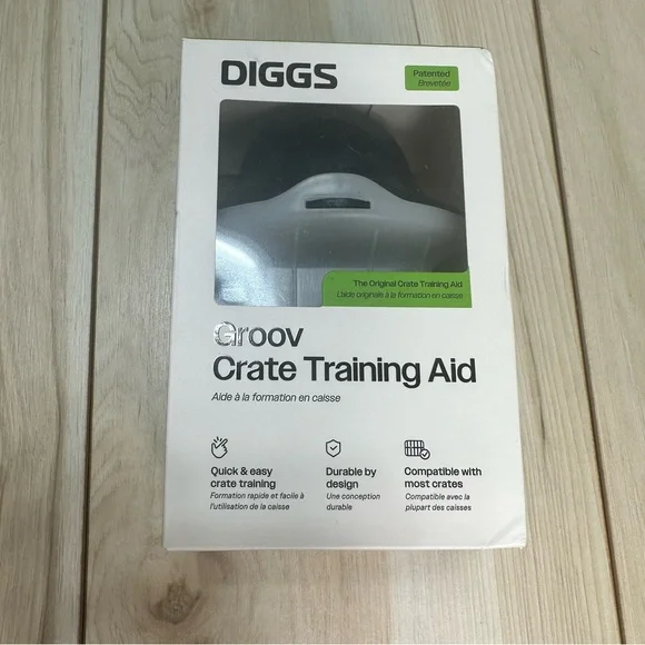 NEW Diggs Groov Crate Training Aid - Navy Blue - Puppy Enrichment Lick Toy Dogs - Picture 1 of 6